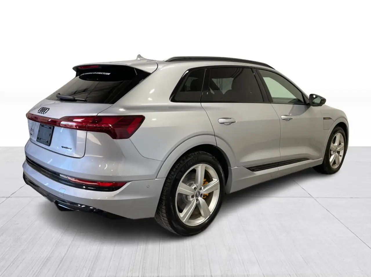 Audi e-tron - Image 17
