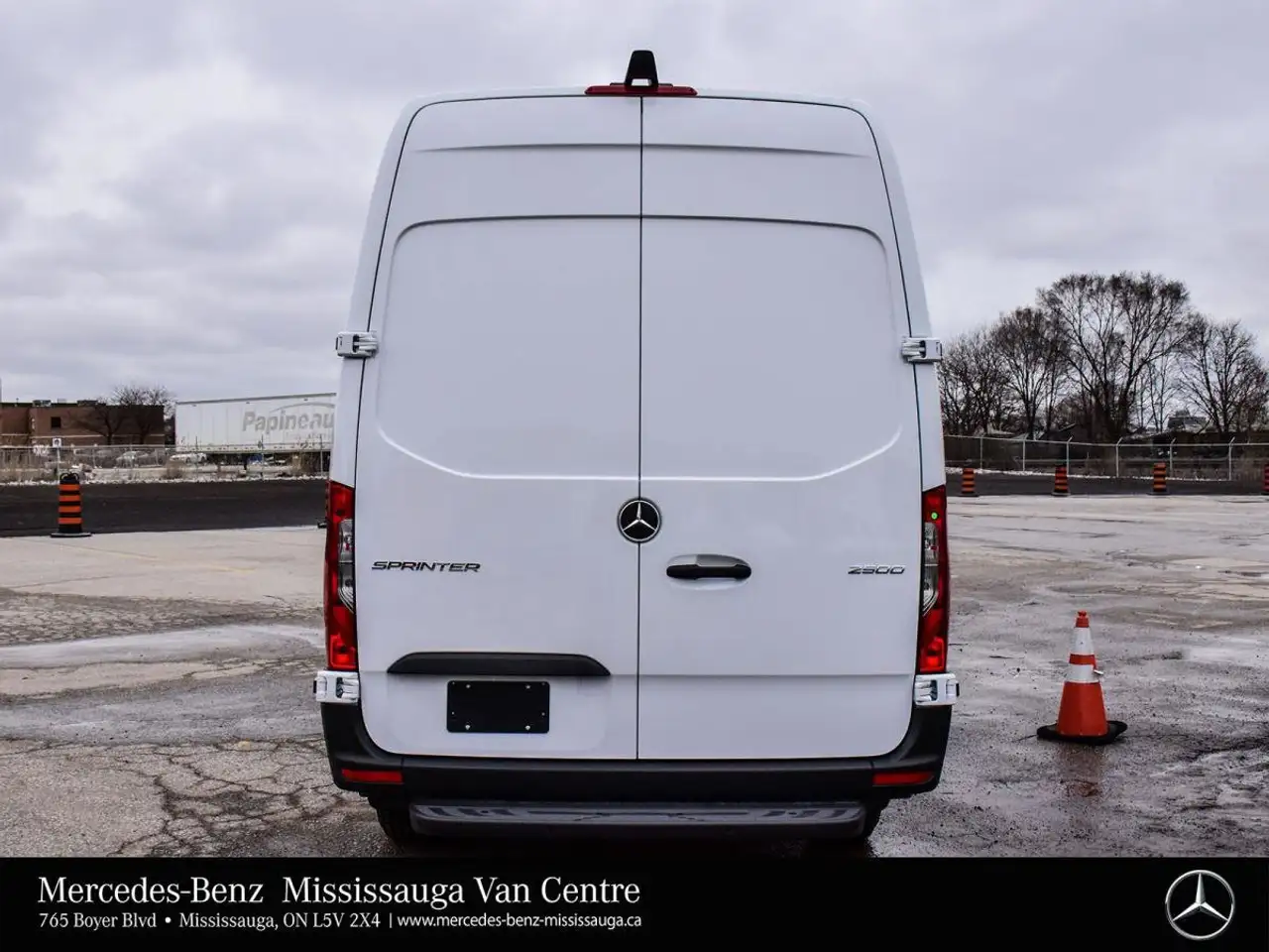 Mercedes-Benz Sprinter - Image 8