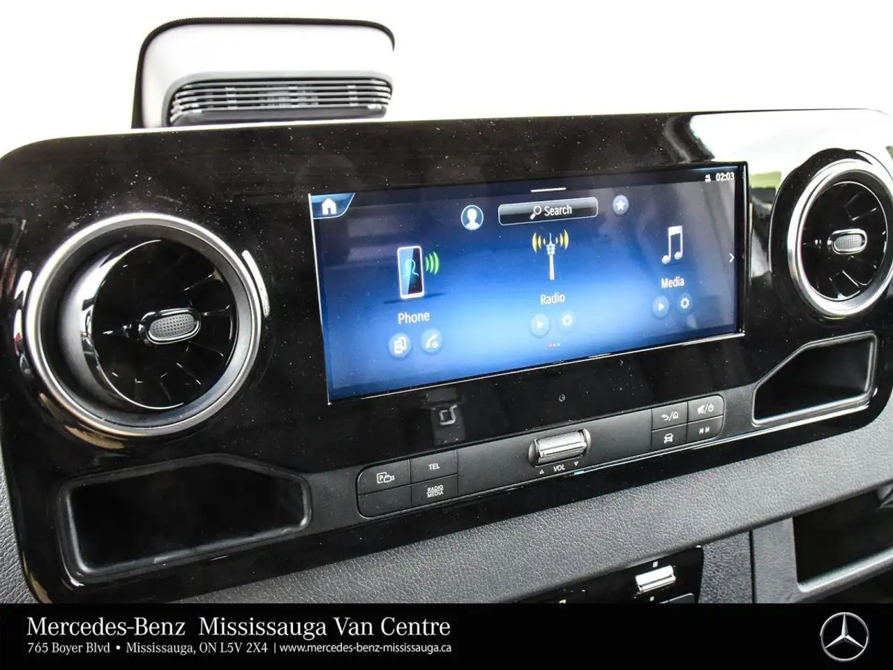 Mercedes-Benz Sprinter - Image 21
