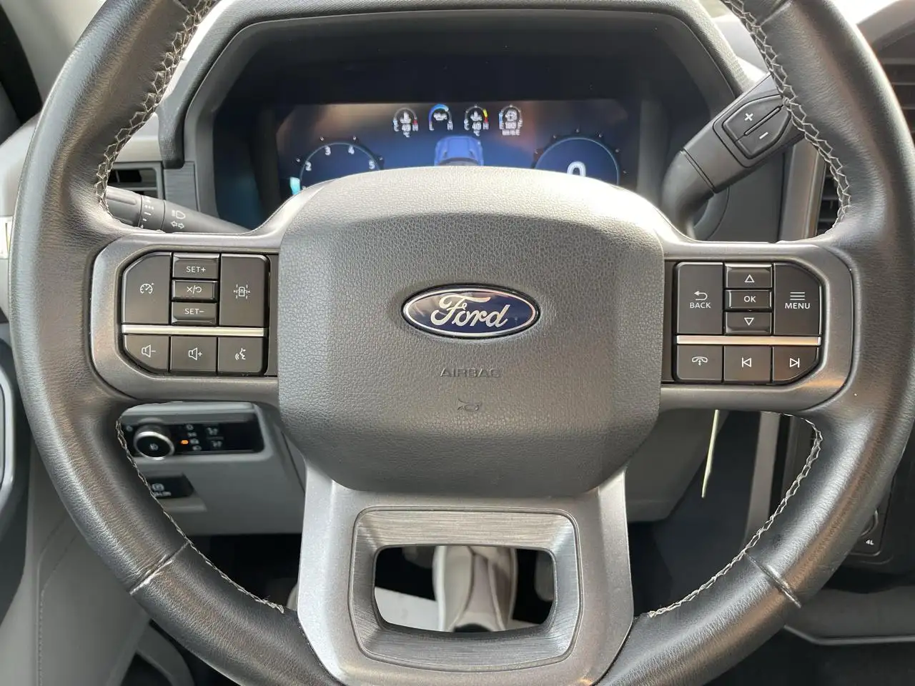 Ford F-150 - Image 14