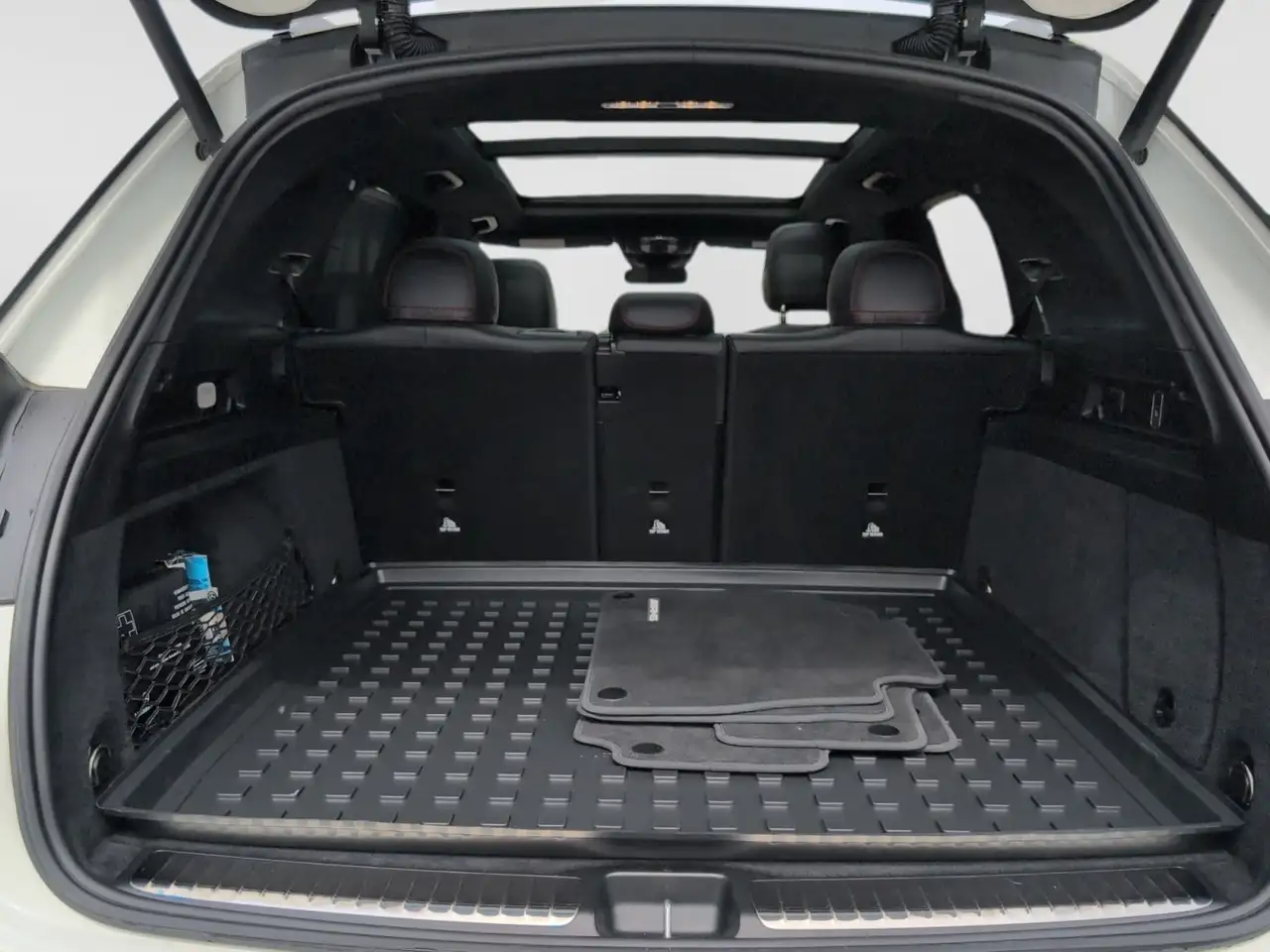 Mercedes-Benz GLE - Image 23