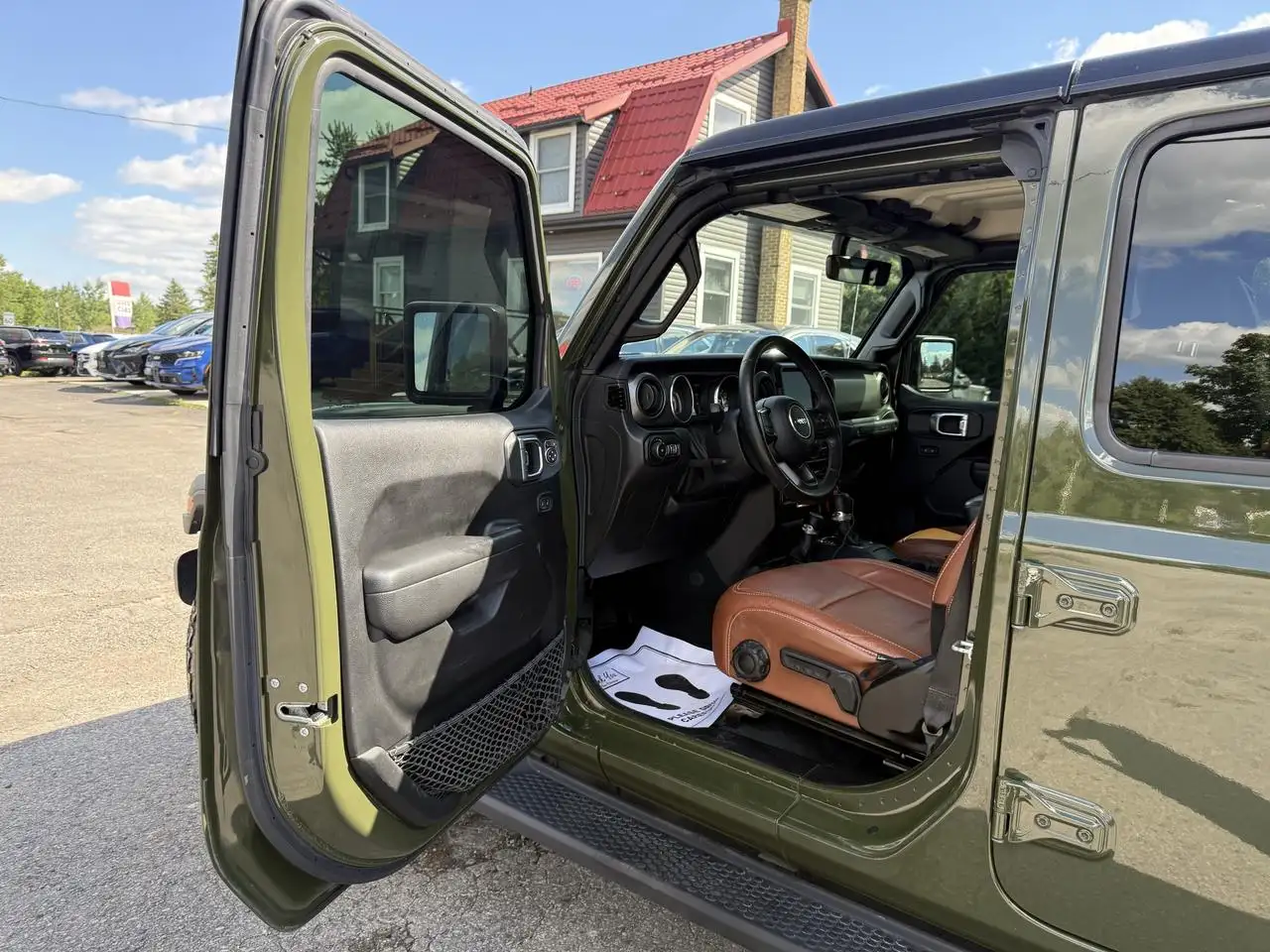 Jeep Wrangler - Image 14