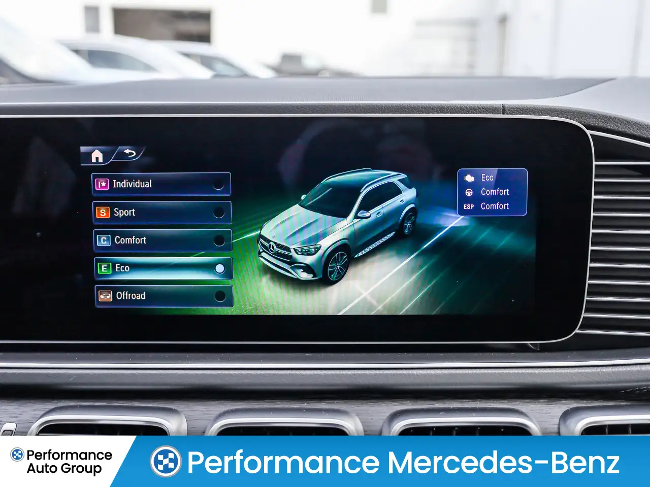 Mercedes-Benz GLE - Image 28
