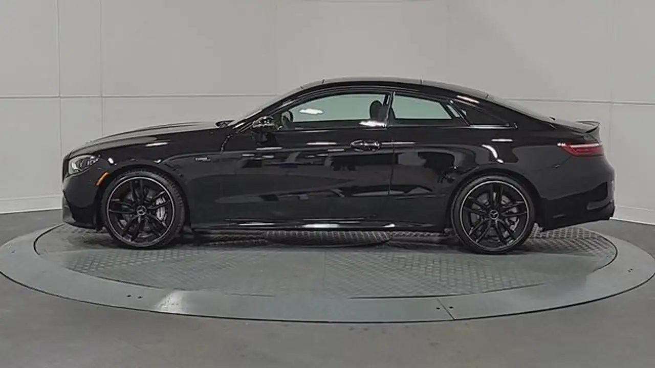 Mercedes-Benz E-Class - Image 5