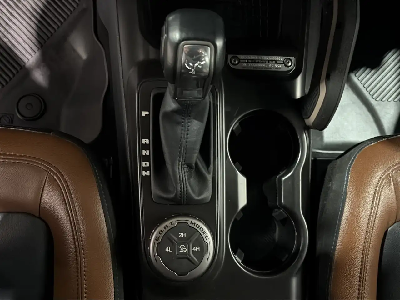 Ford Bronco - Image 14