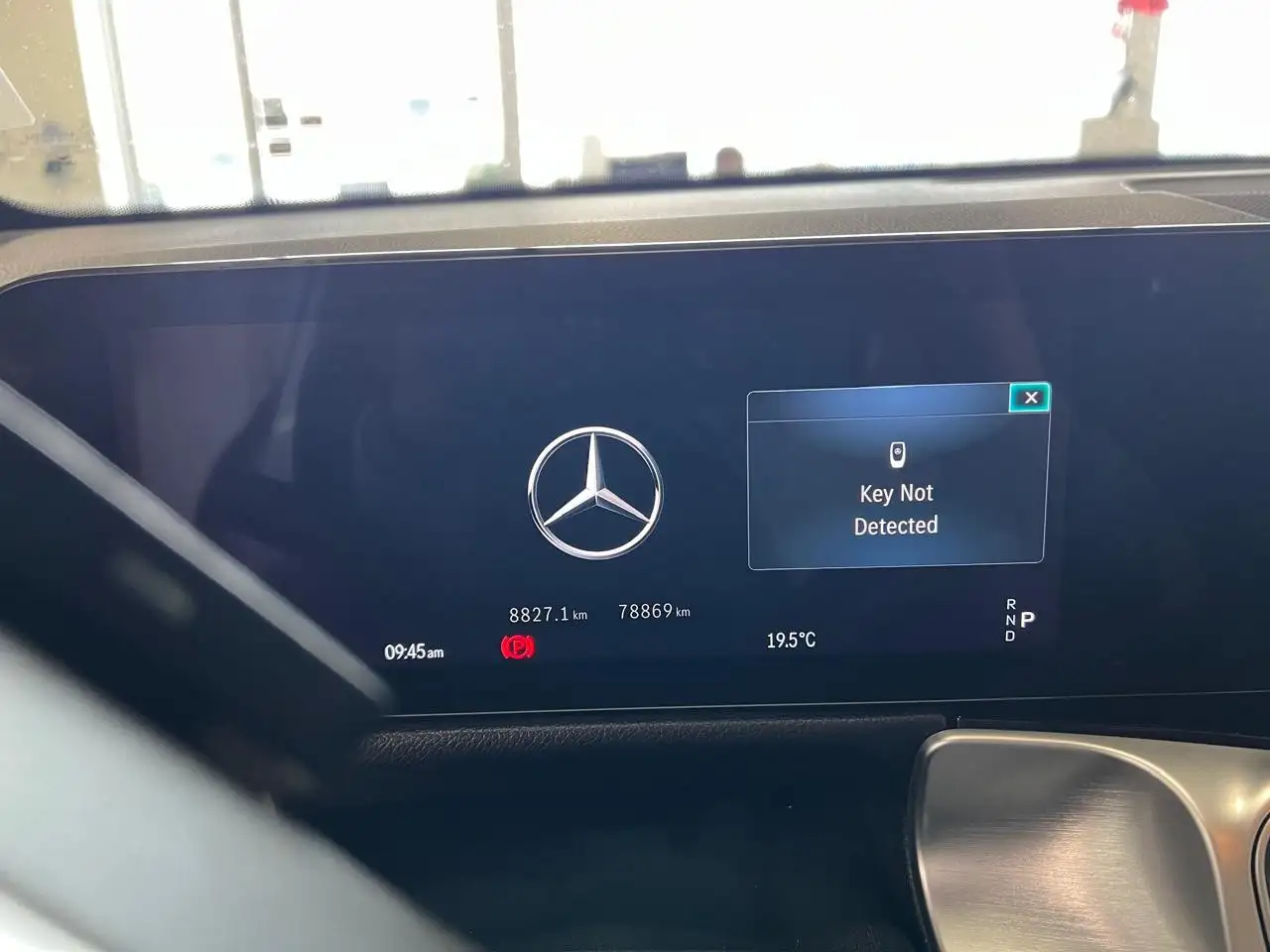 Mercedes-Benz GLB - Image 11