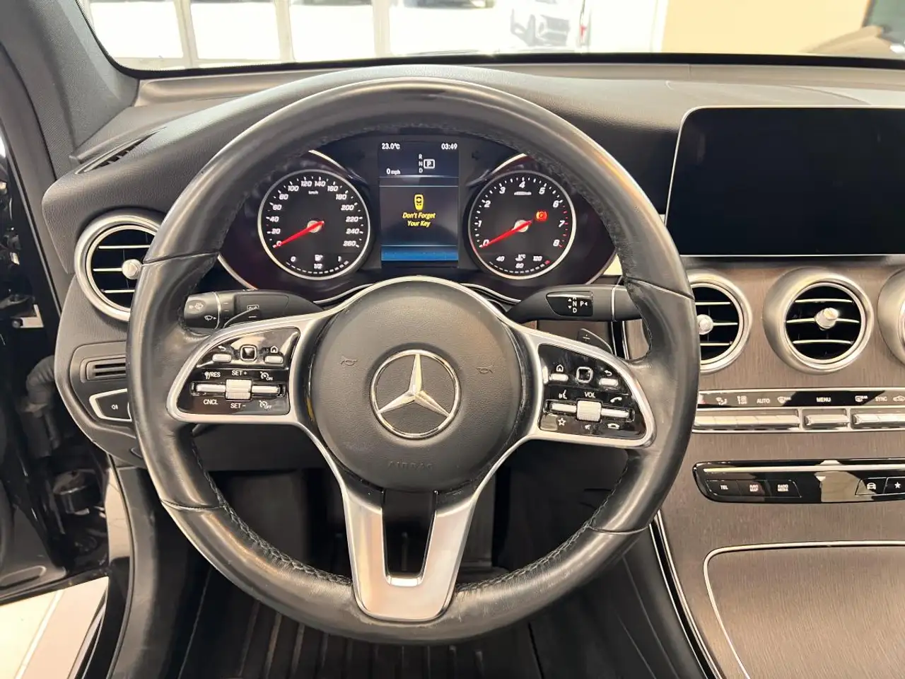 Mercedes-Benz GLC - Image 31