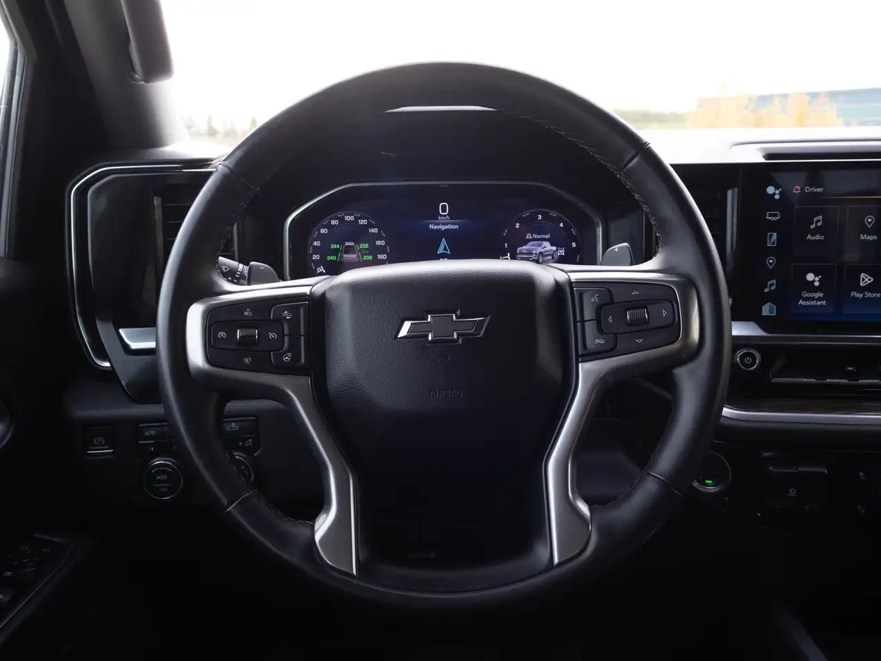 Chevrolet Silverado 1500 - Image 29