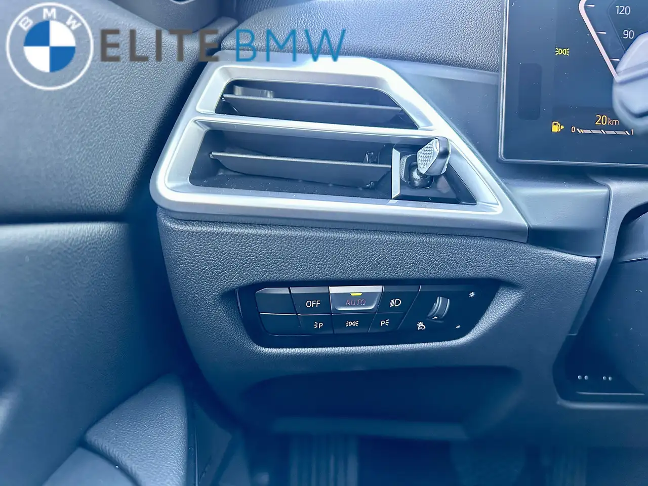 BMW 3 Series - Image 14