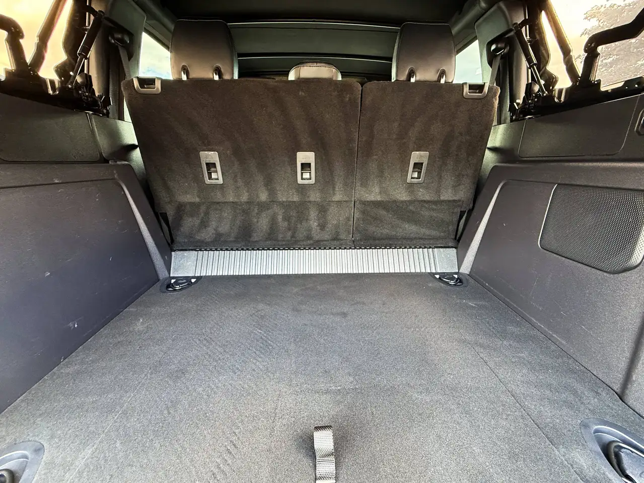 Ford Bronco - Image 14