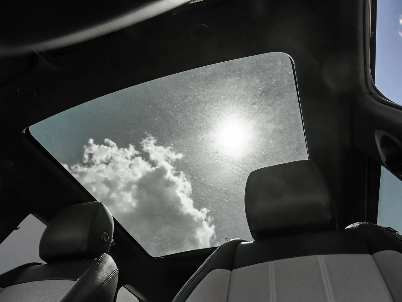 Land Rover Range Rover Evoque - Image 21