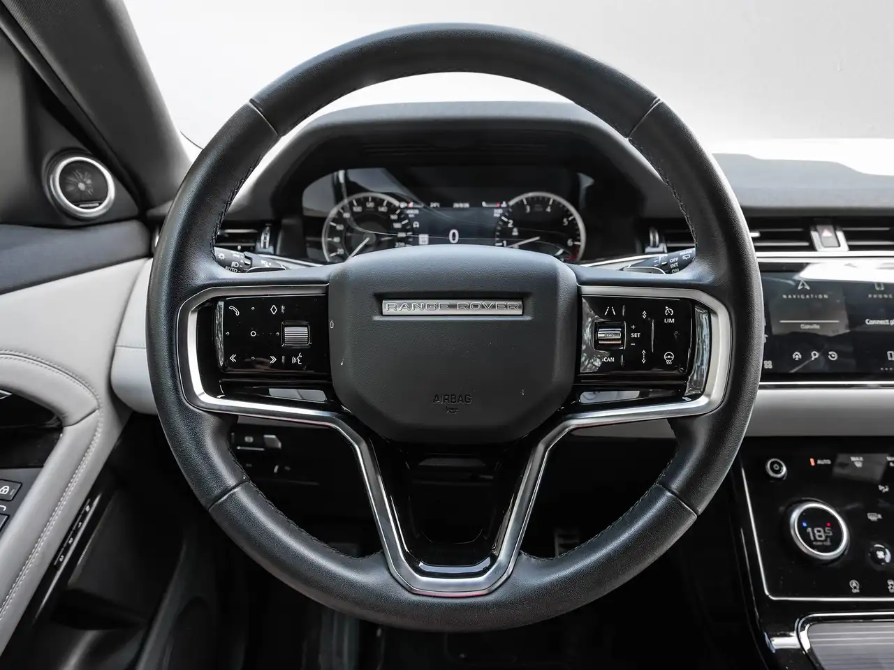 Land Rover Range Rover Evoque - Image 10