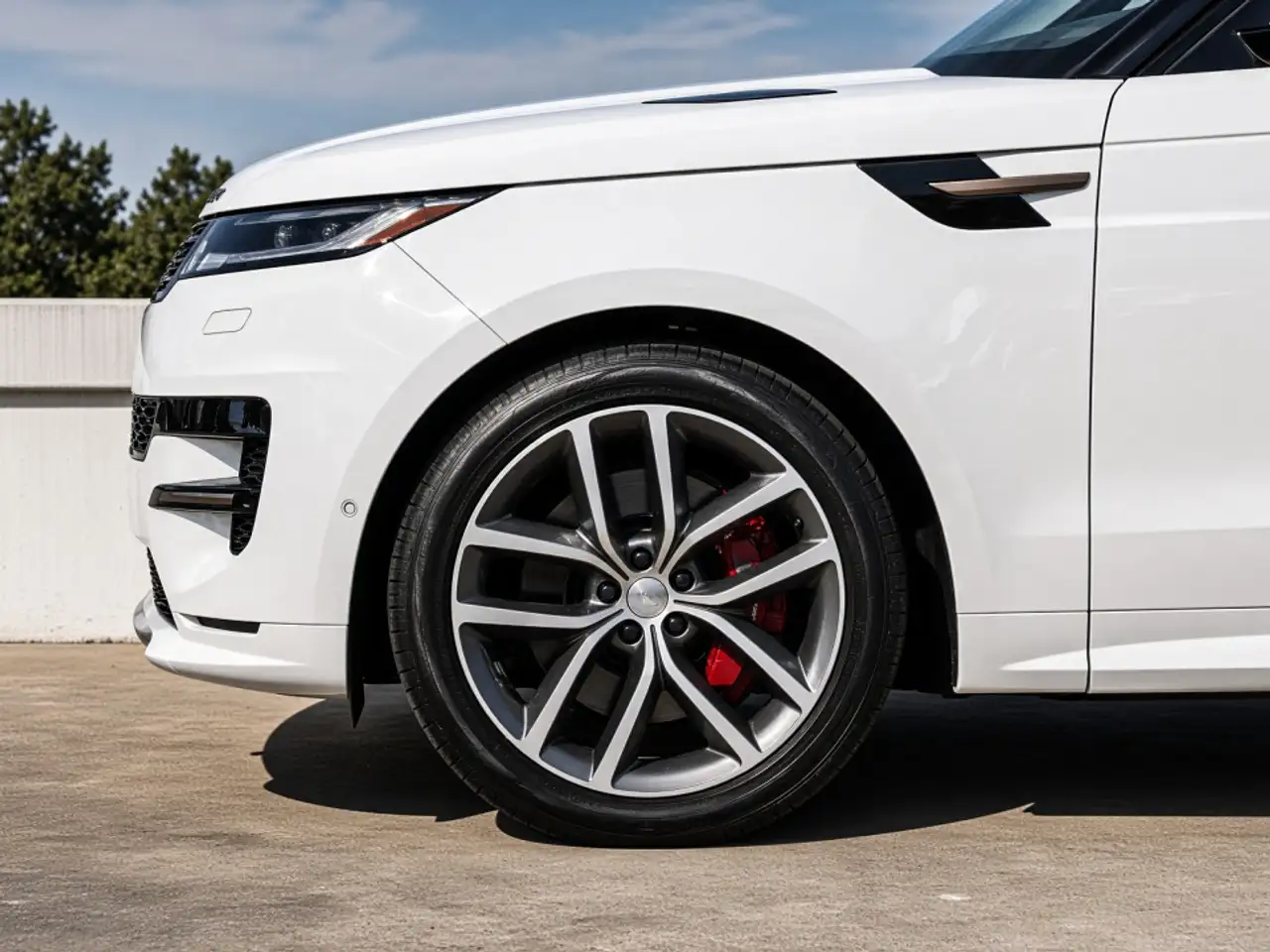 Land Rover Range Rover Sport - Image 8