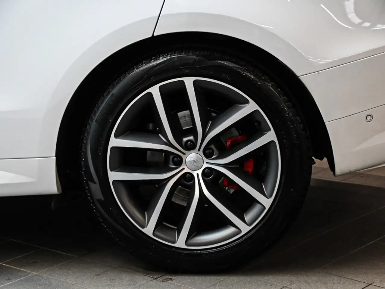 Land Rover Range Rover Sport - Image 32