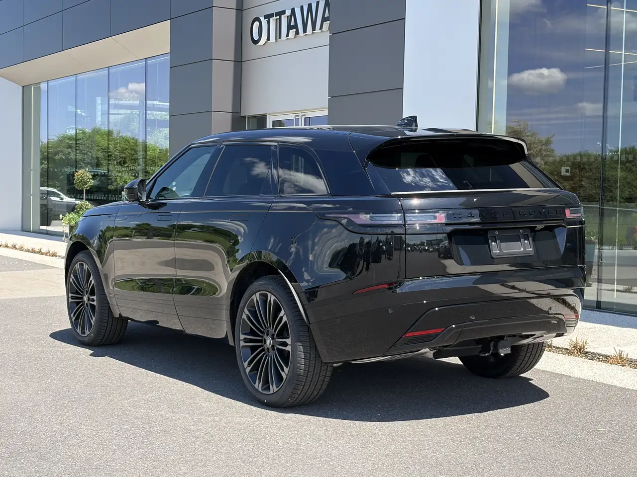 Land Rover Range Rover Velar - Image 4