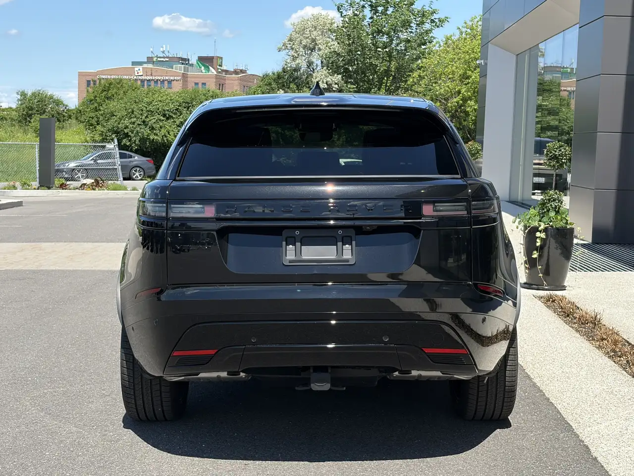 Land Rover Range Rover Velar - Image 5
