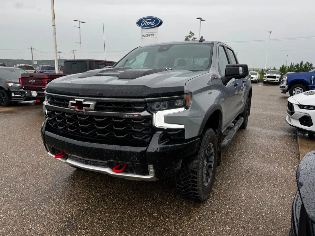 Chevrolet Silverado 1500 - Image 3