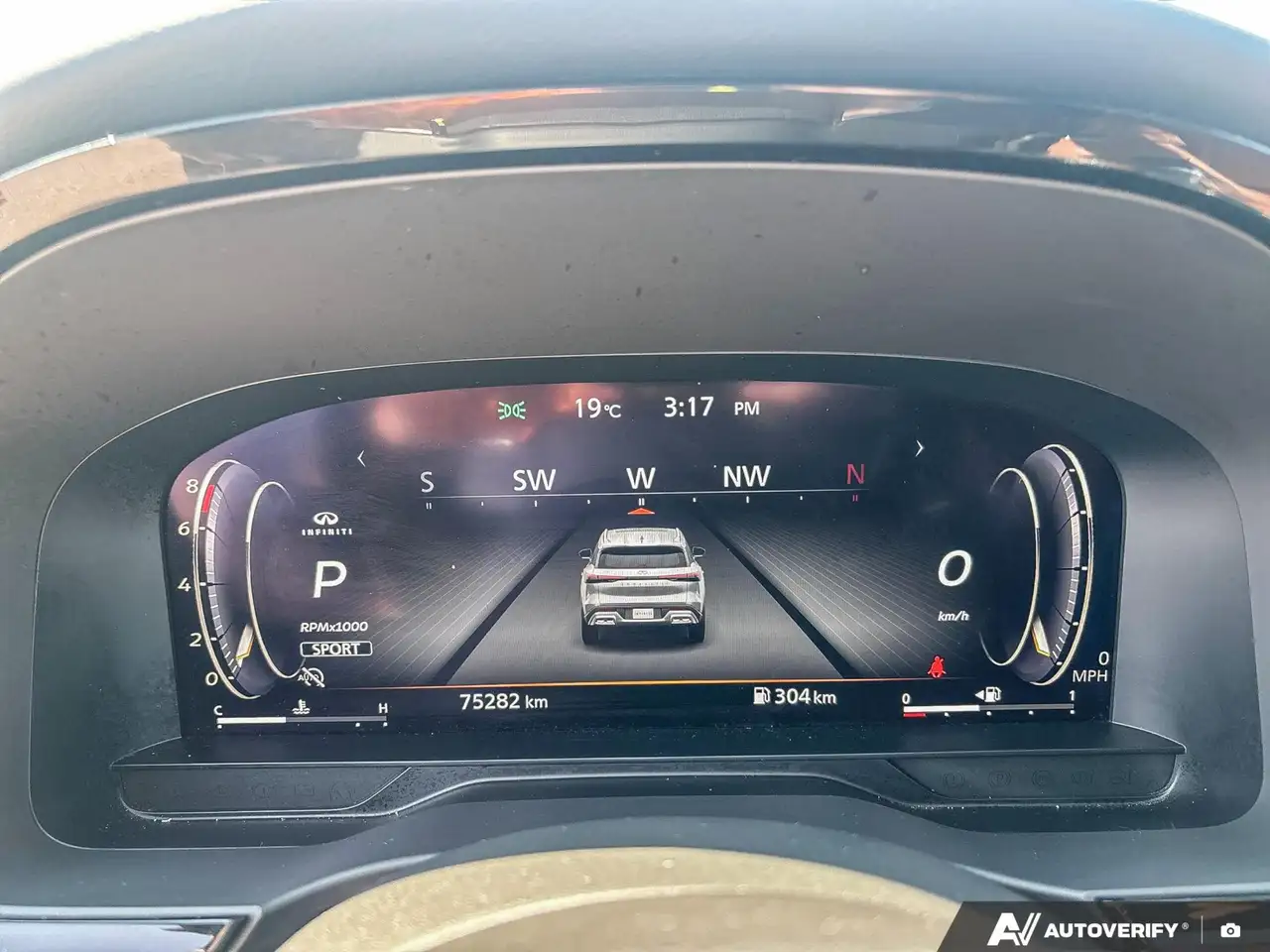 Infiniti QX60 - Image 17