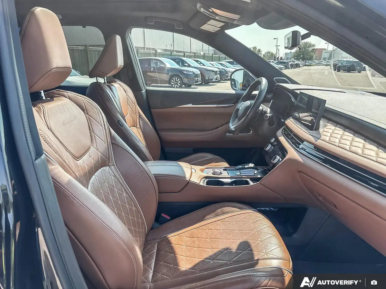 Infiniti QX60 - Image 24