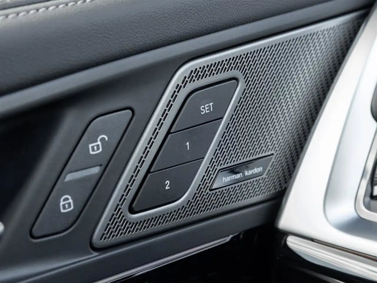 BMW X1 - Image 17