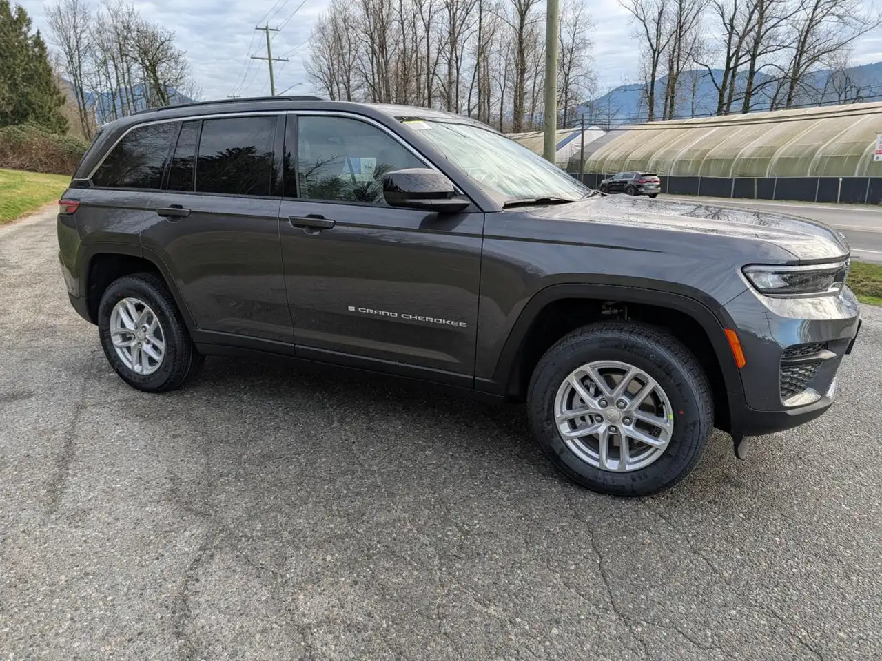 Jeep Grand Cherokee - Image 4