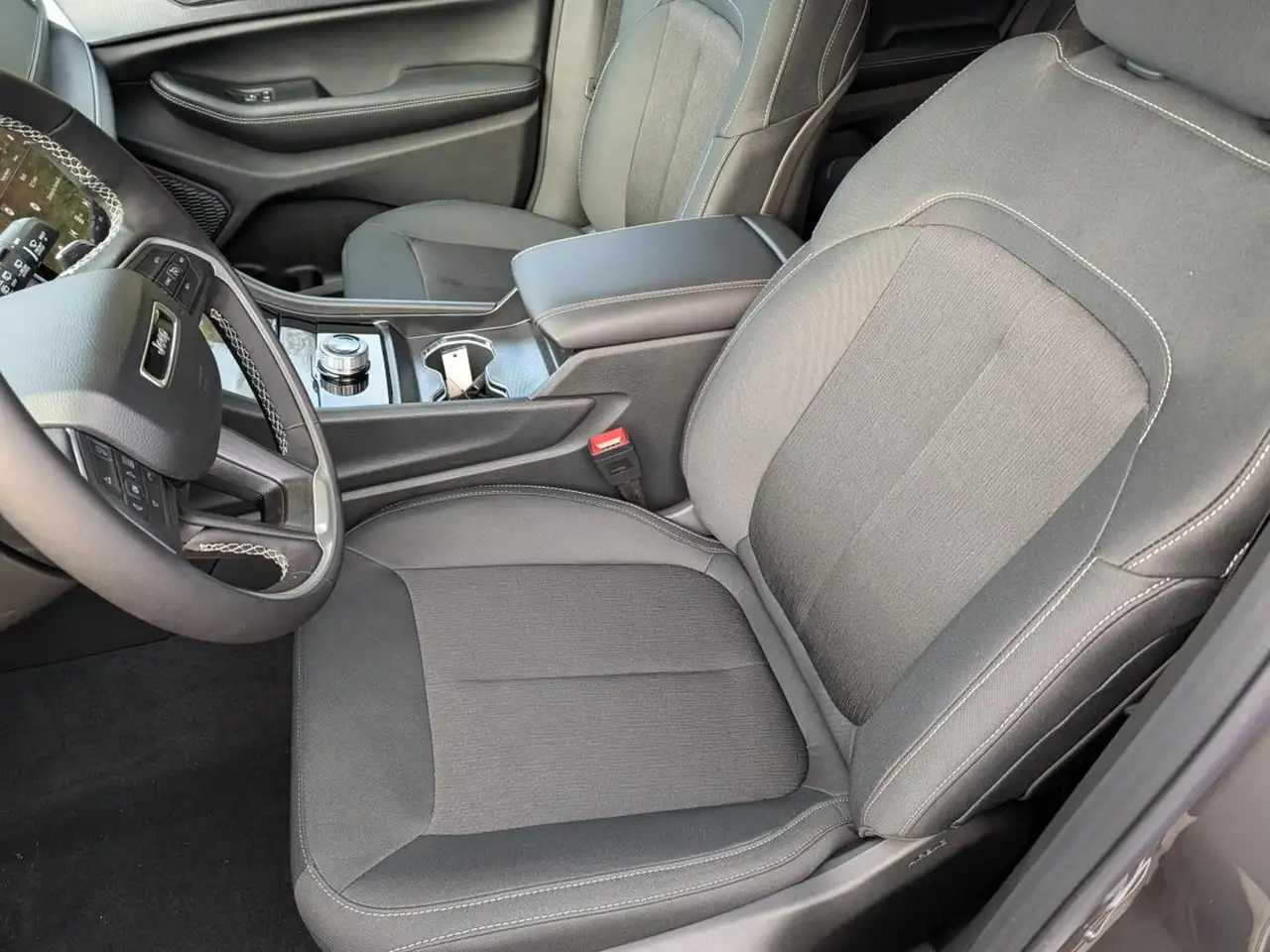 Jeep Grand Cherokee - Image 7