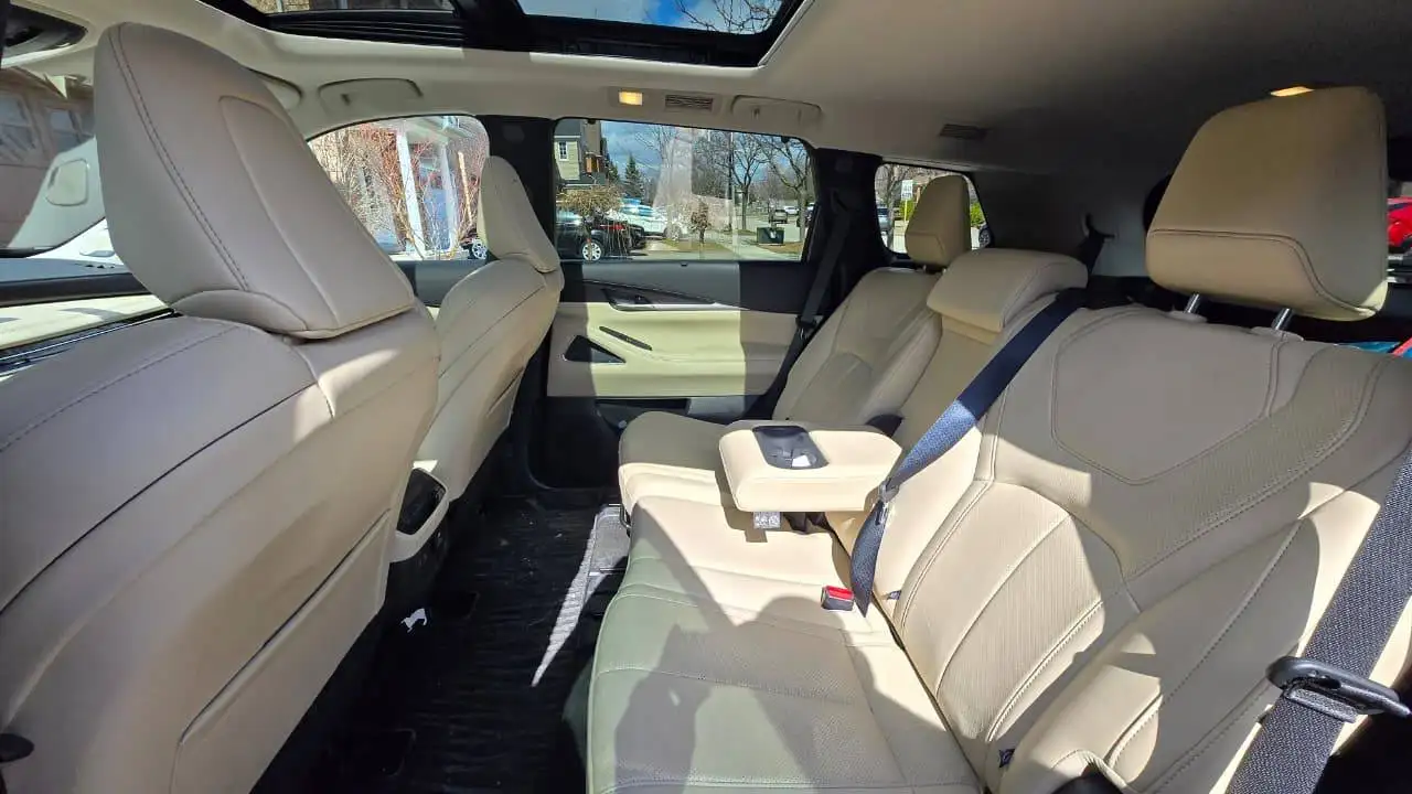 Infiniti QX60 - Image 8