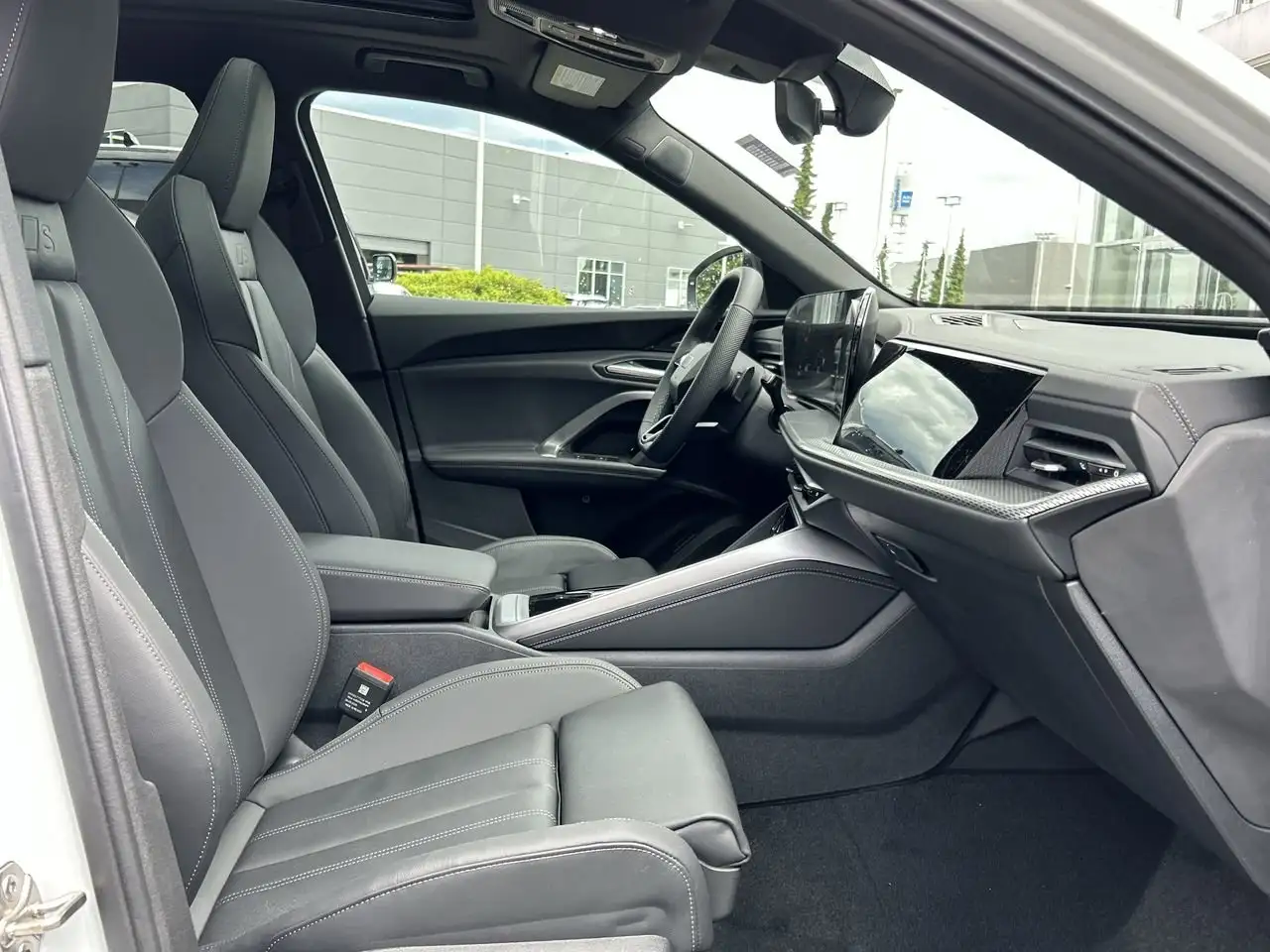 Audi Q5 - Image 33