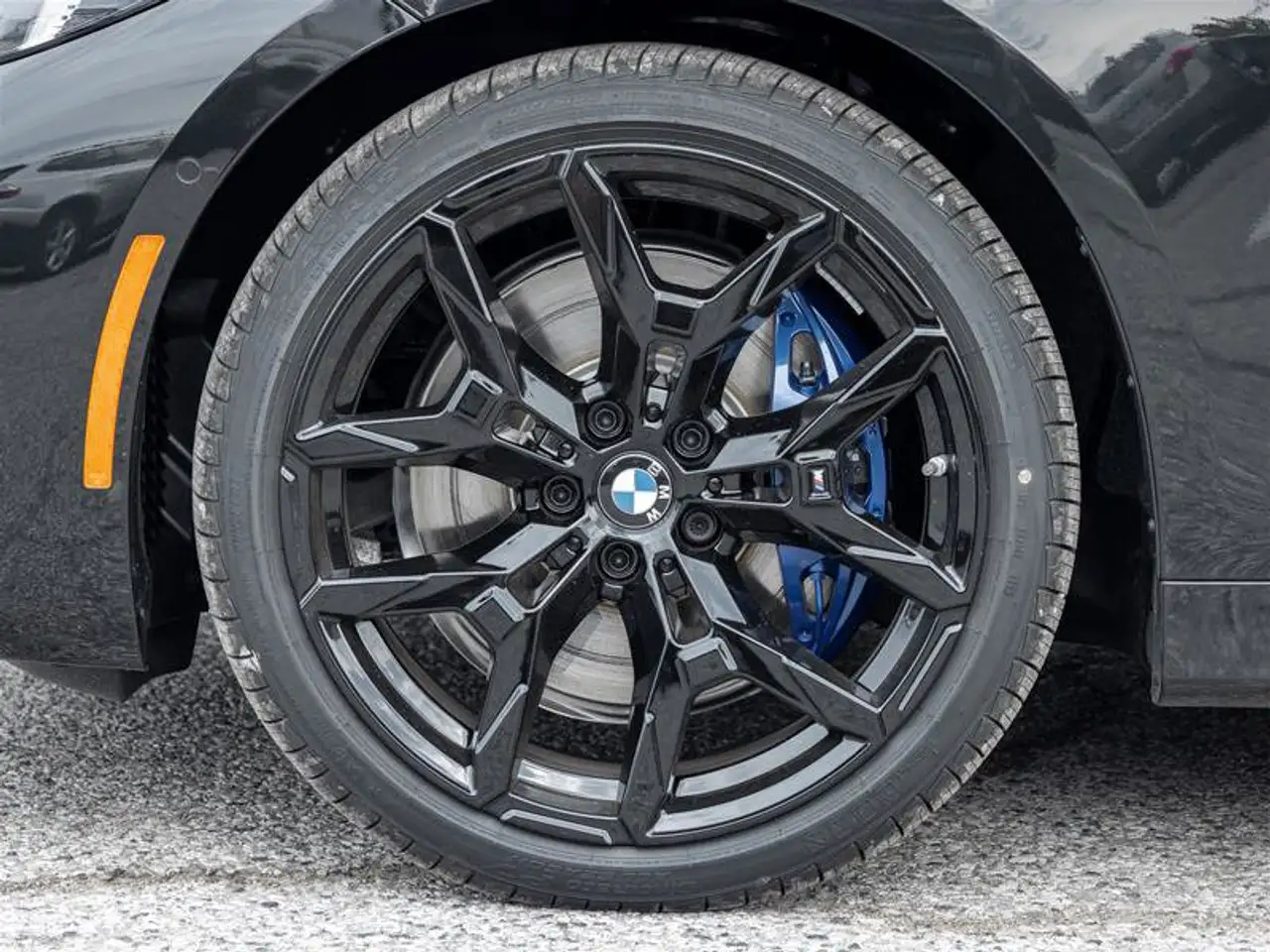 BMW 4 Series - Image 9