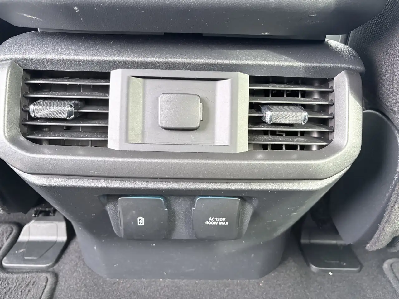 Ford F-150 - Image 26