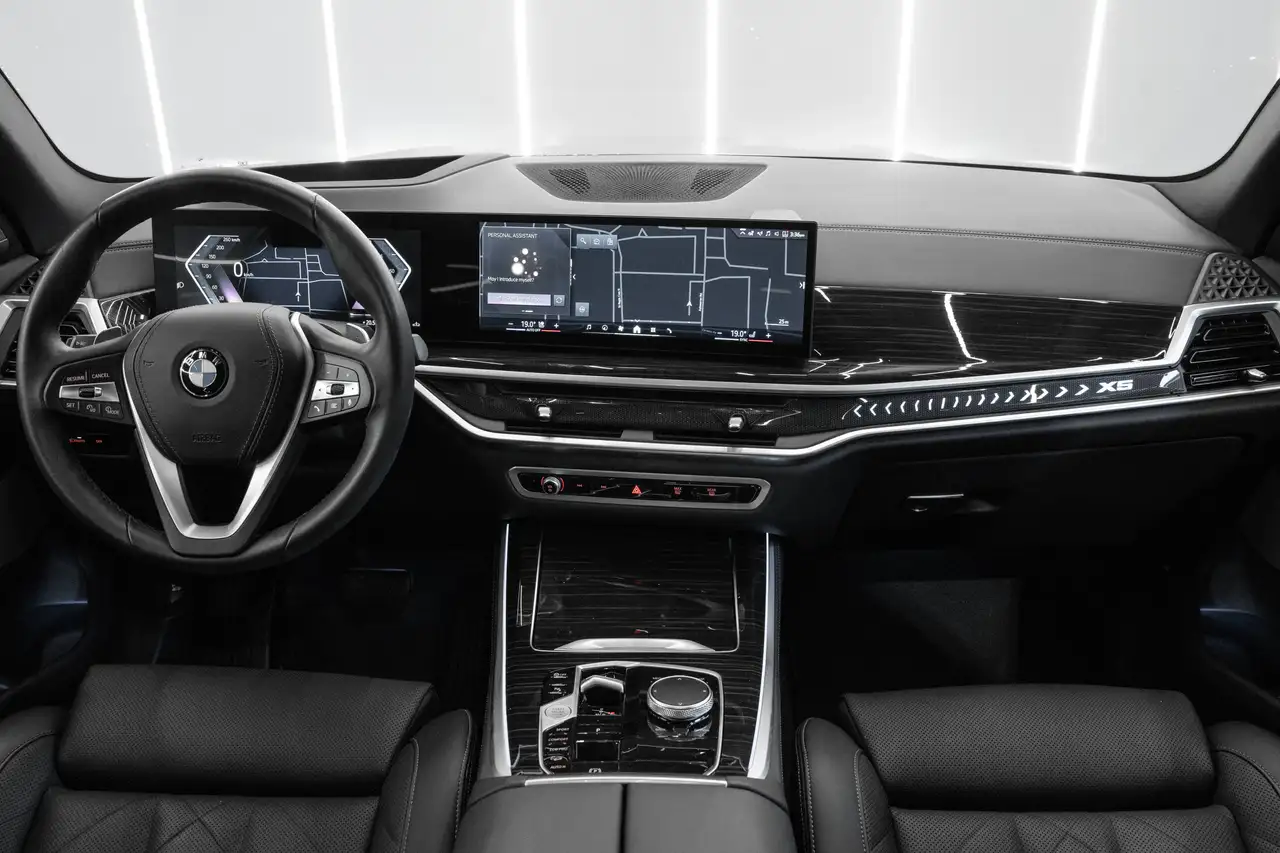BMW X5 - Image 2
