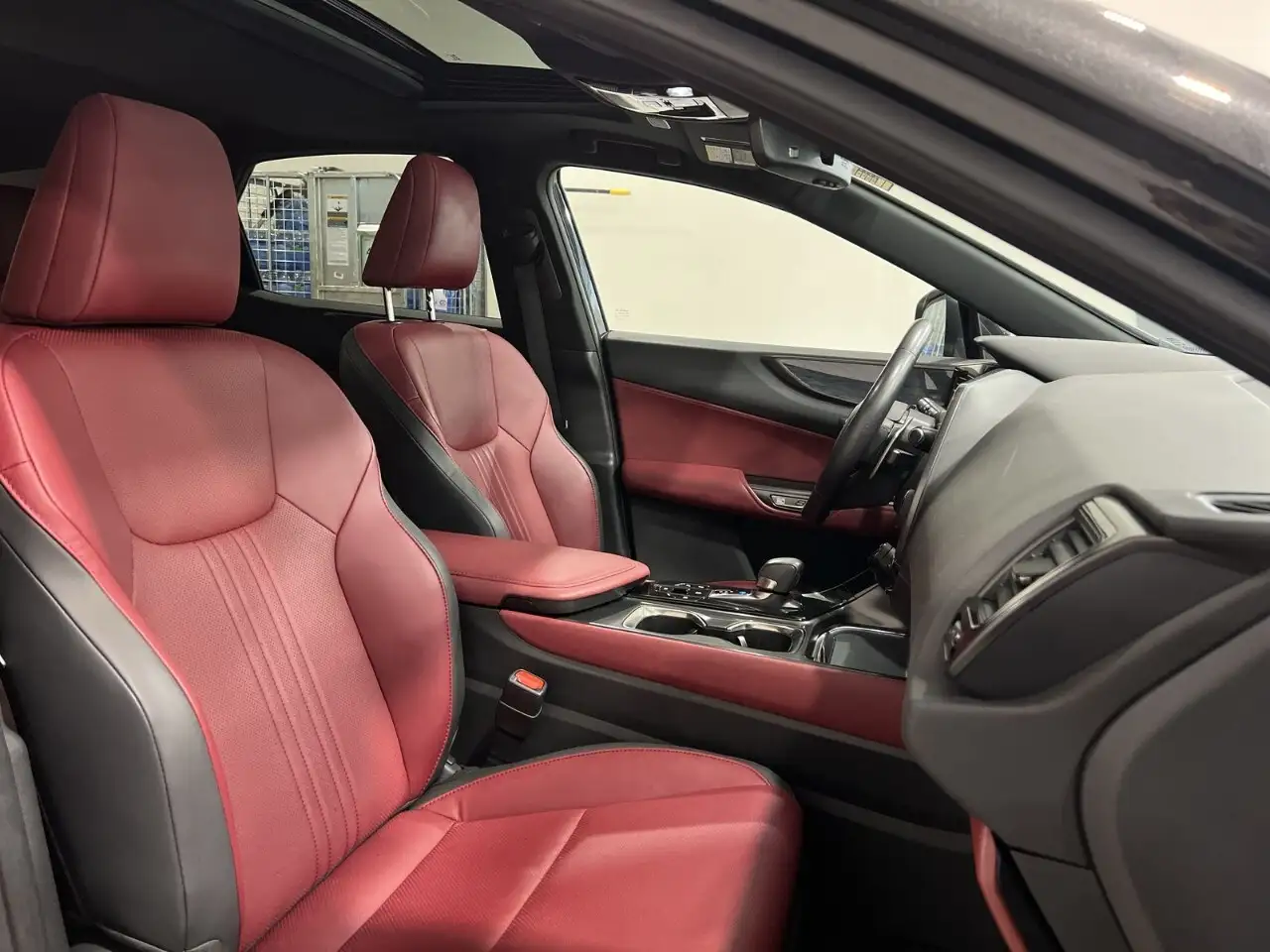 Lexus NX - Image 24