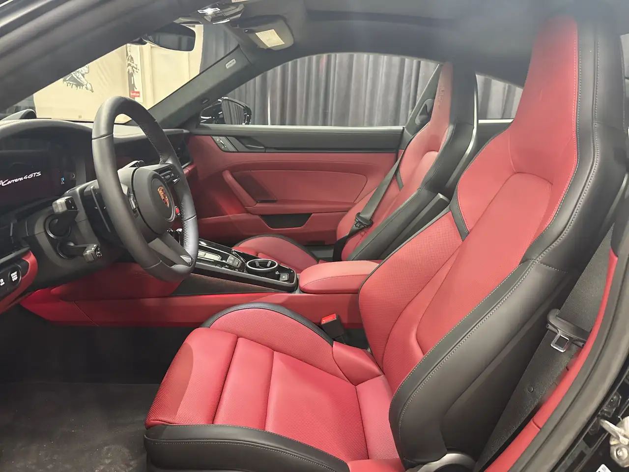 Porsche 911 - Image 11