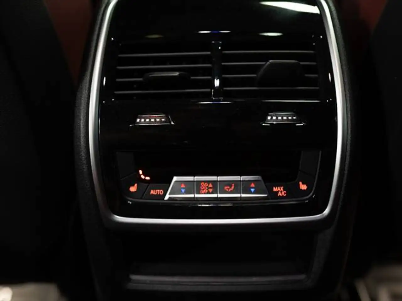 BMW X6 - Image 26