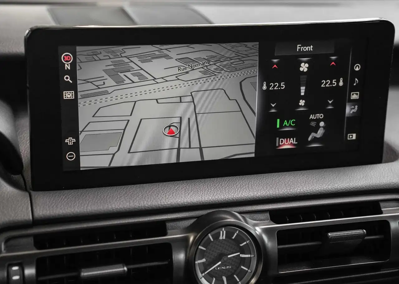 Lexus IS - Image 20