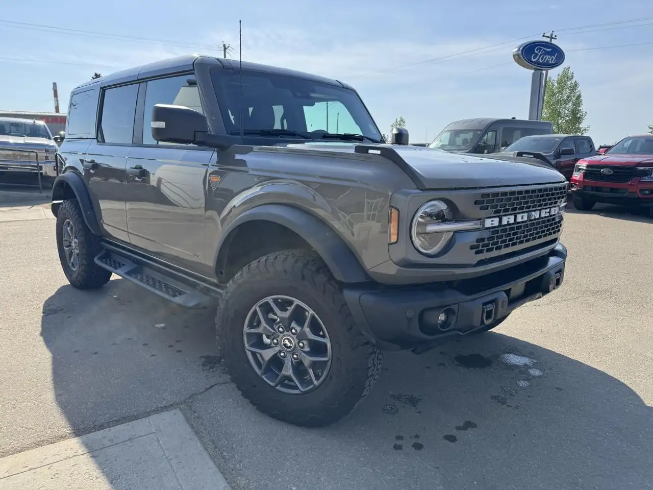 Ford Bronco - Image 7