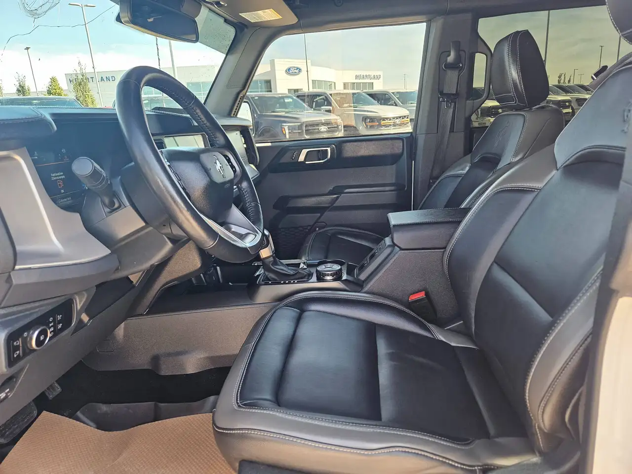 Ford Bronco - Image 11