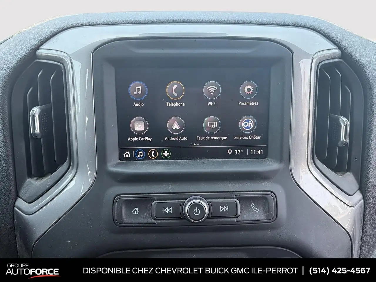 Chevrolet Silverado 1500 - Image 10
