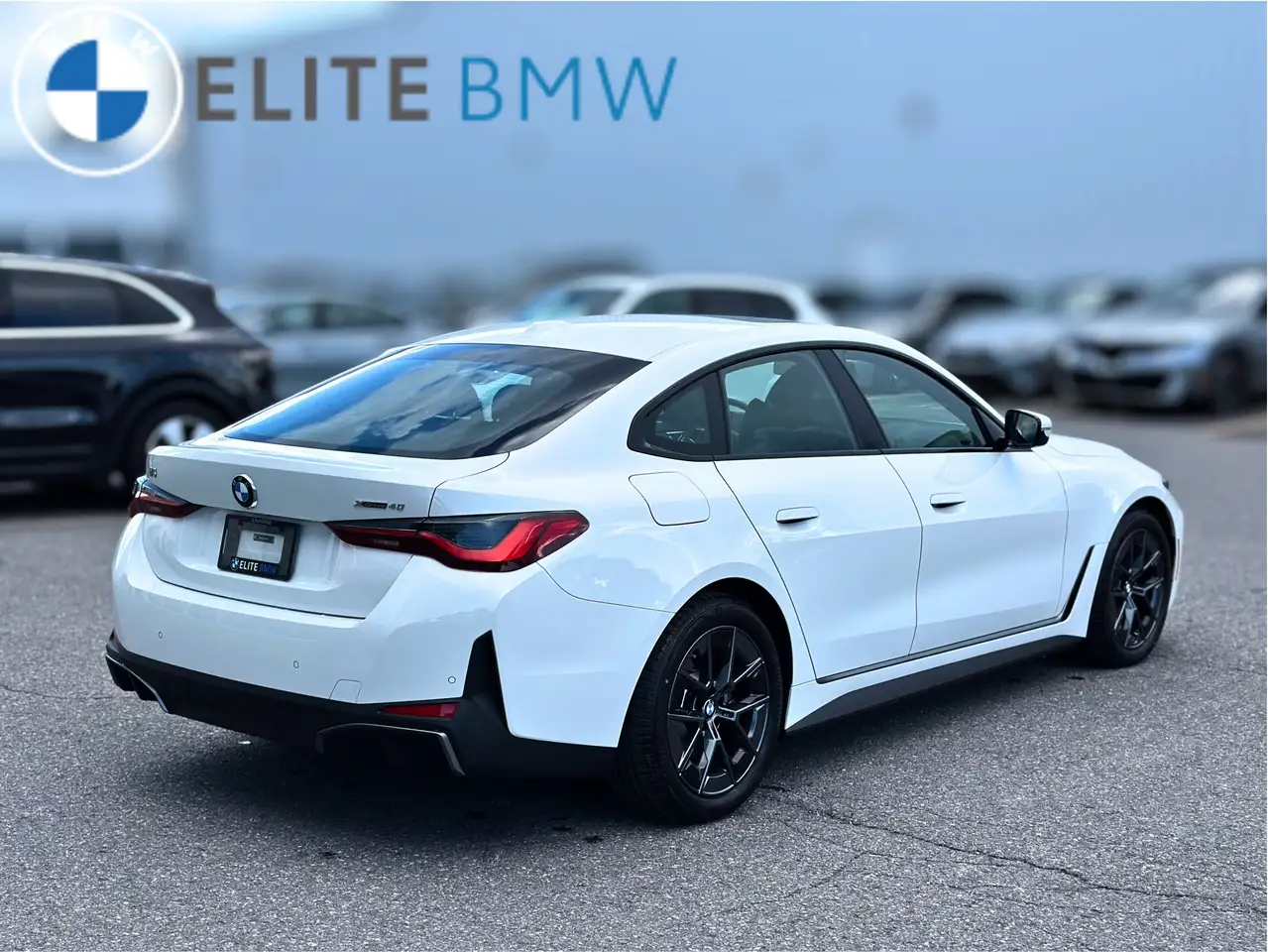 BMW i4 - Image 36