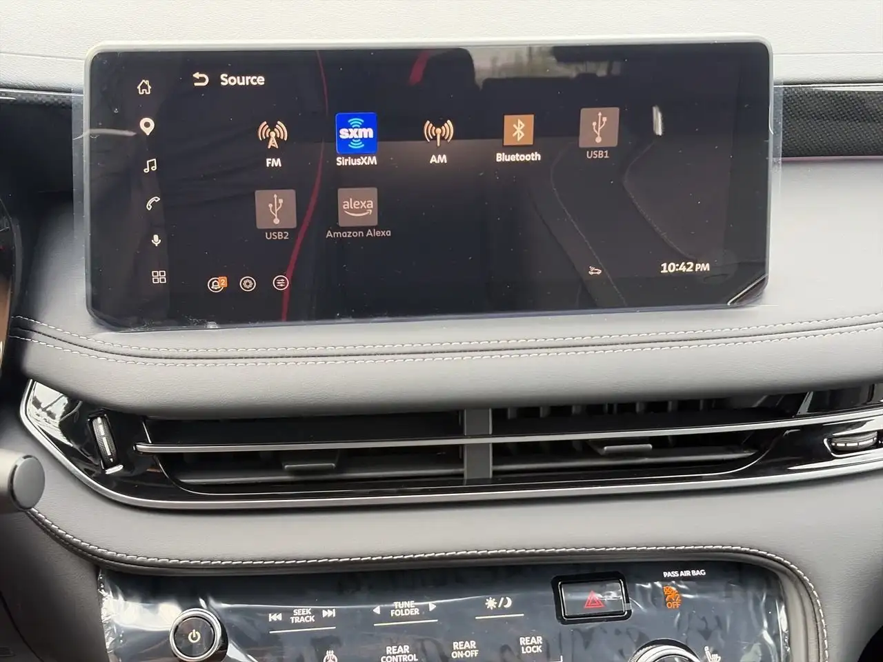 Infiniti QX65 - Image 21