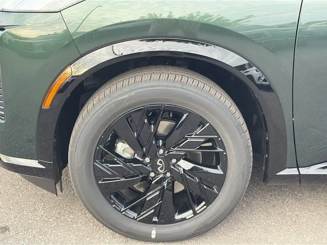 Infiniti QX65 - Image 18
