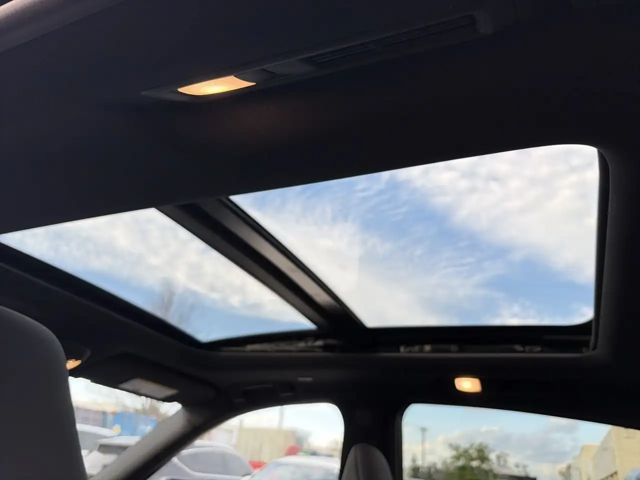 Infiniti QX65 - Image 32