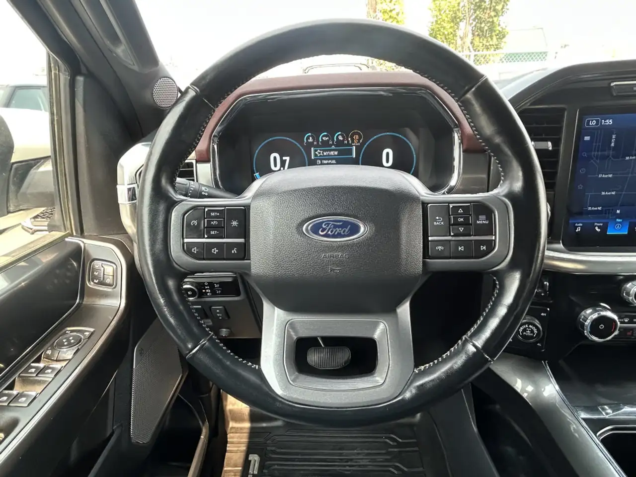 Ford F-150 - Image 26