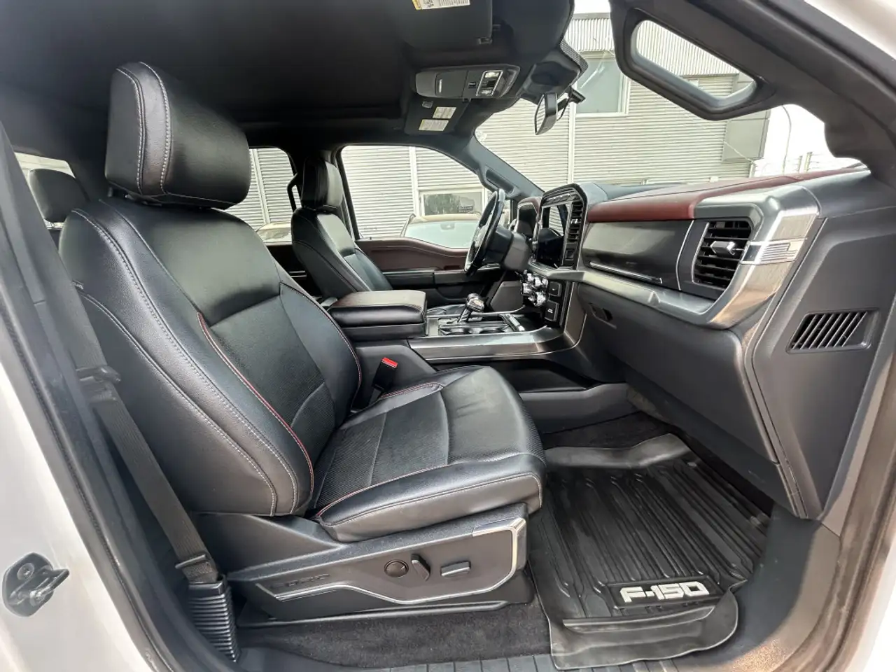 Ford F-150 - Image 42
