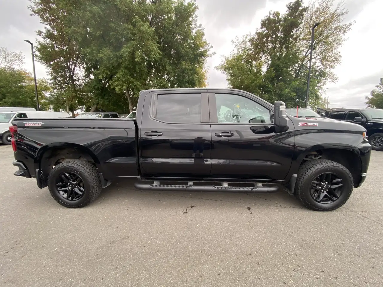 Chevrolet Silverado 1500 - Image 2