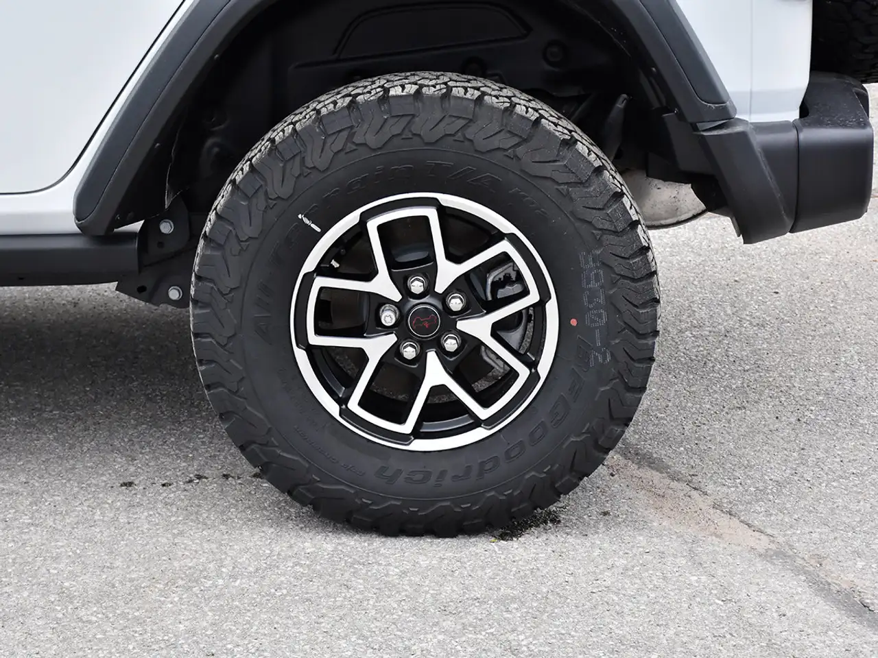 Jeep Wrangler - Image 5