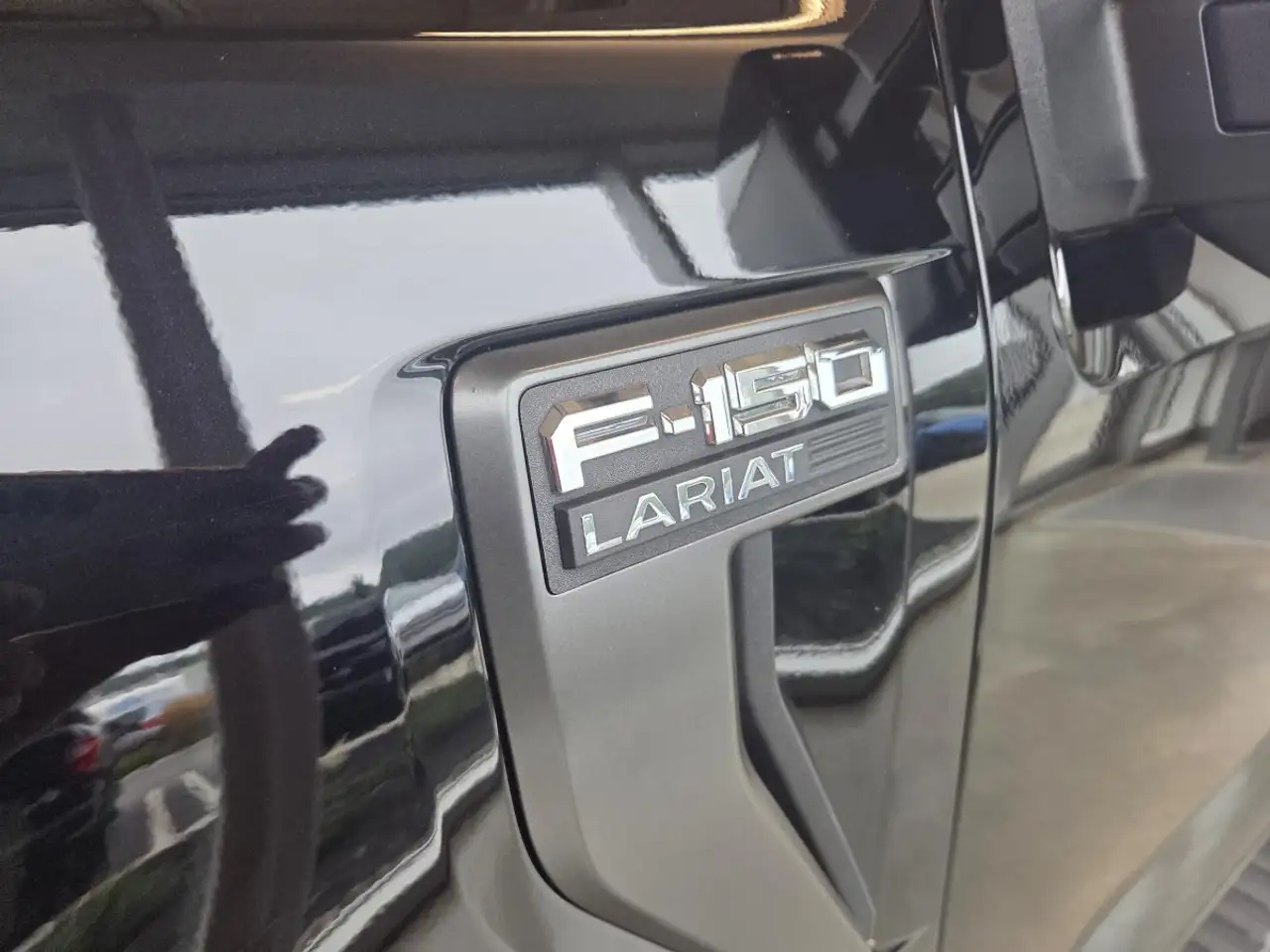 Ford F-150 - Image 9