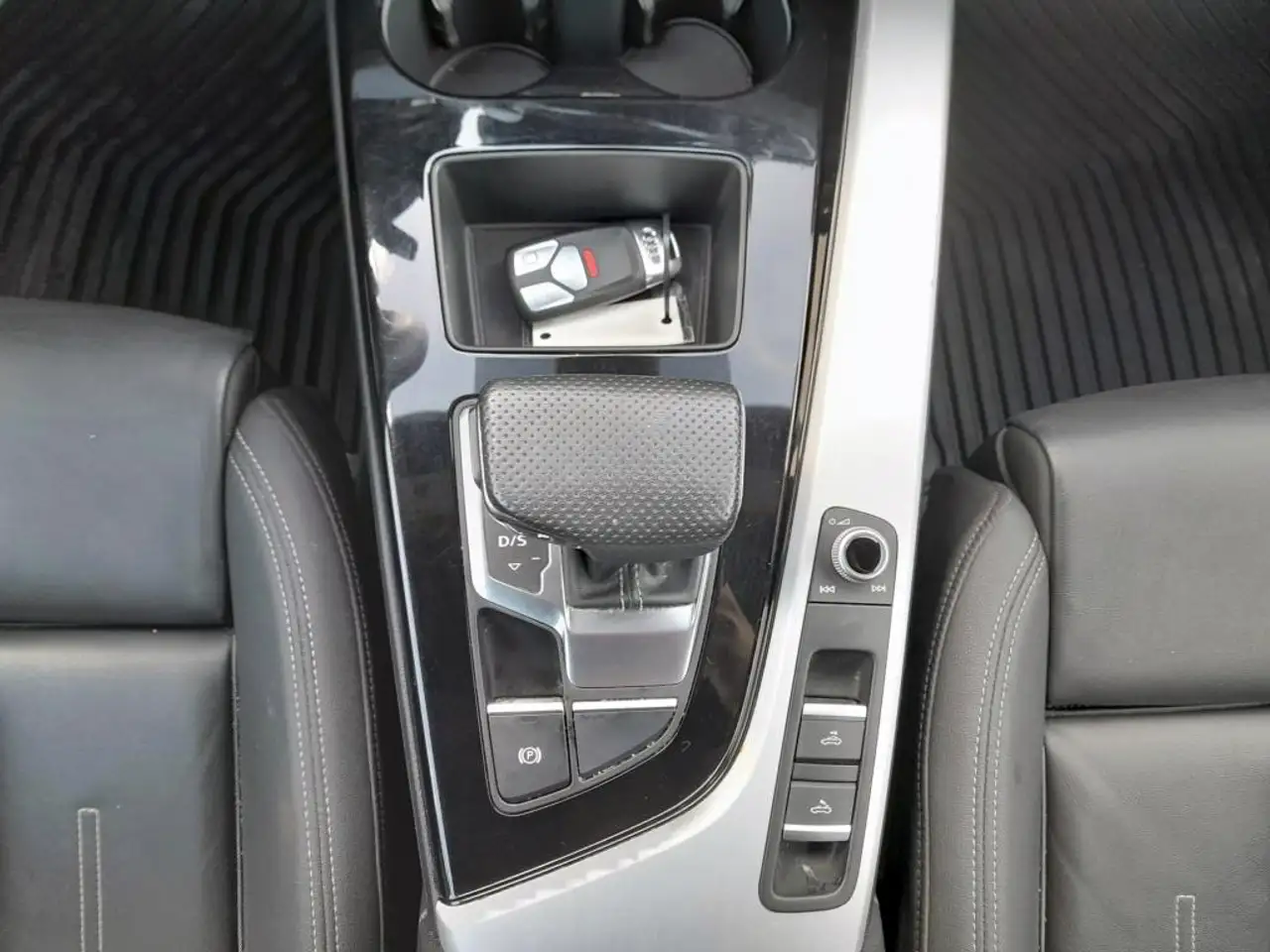Audi A5 - Image 18