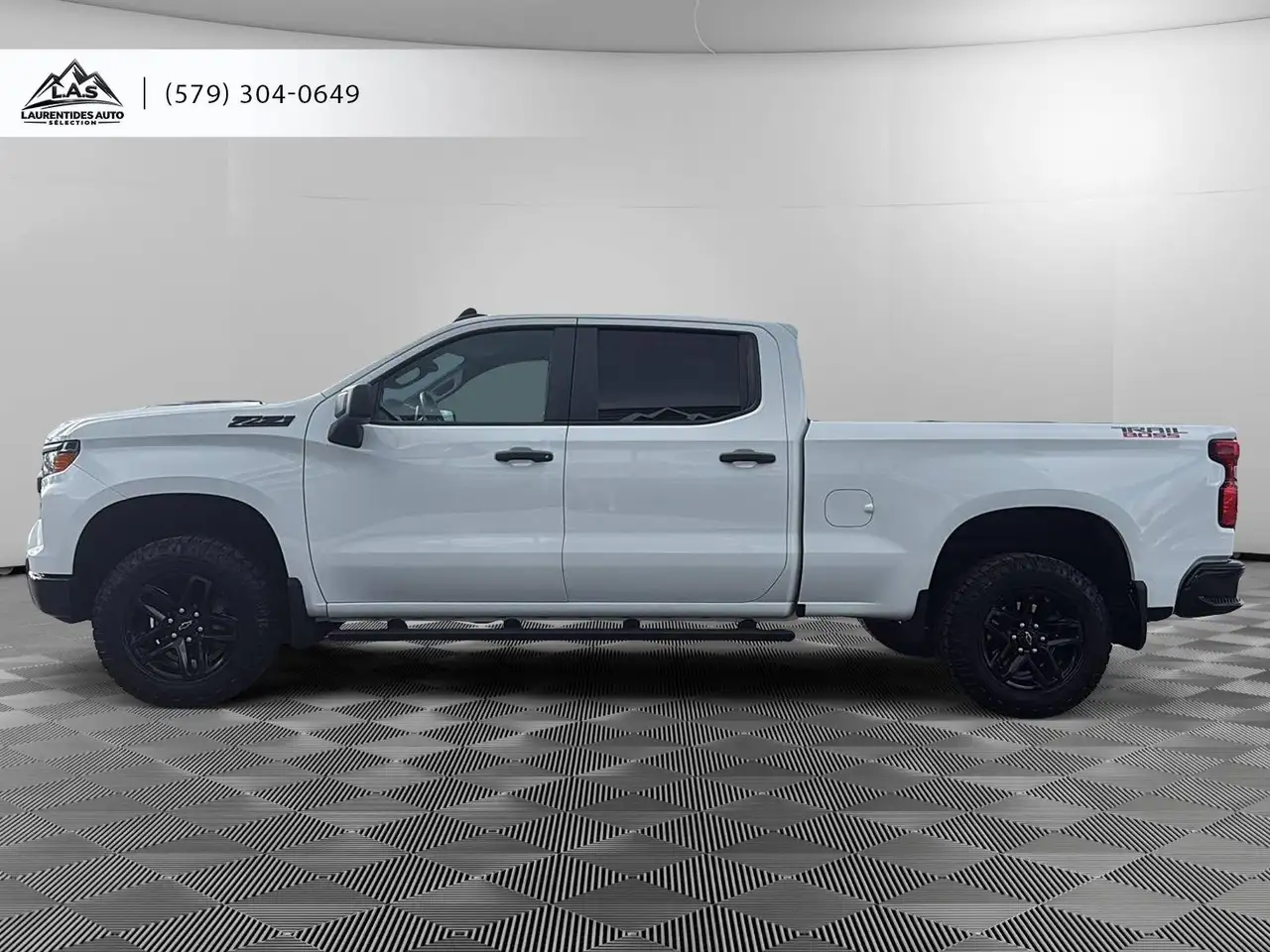 Chevrolet Silverado 1500 - Image 3