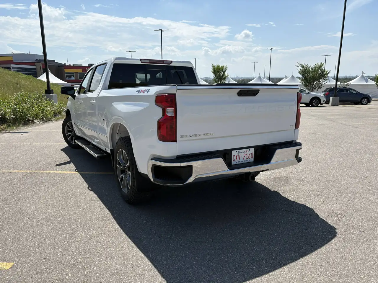 Chevrolet Silverado 1500 - Image 2